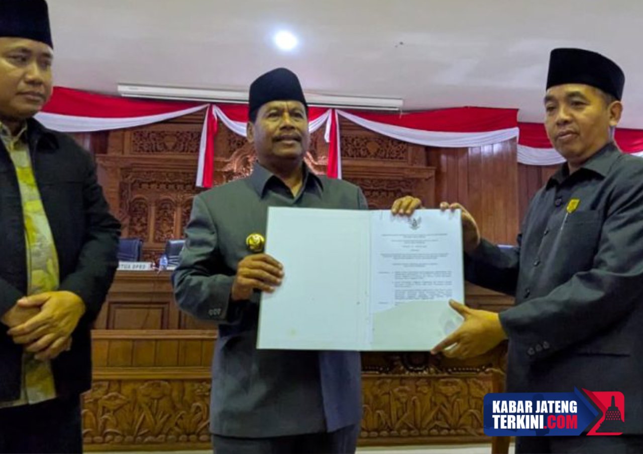 Pemkab Siap Jalankan Saran DPRD Rembang Usai Raperda APBD Kabupaten Rembang TA 2026 Disetujui