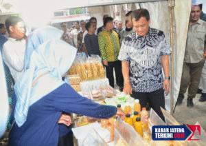 Gubernur Ahmad Luthfi