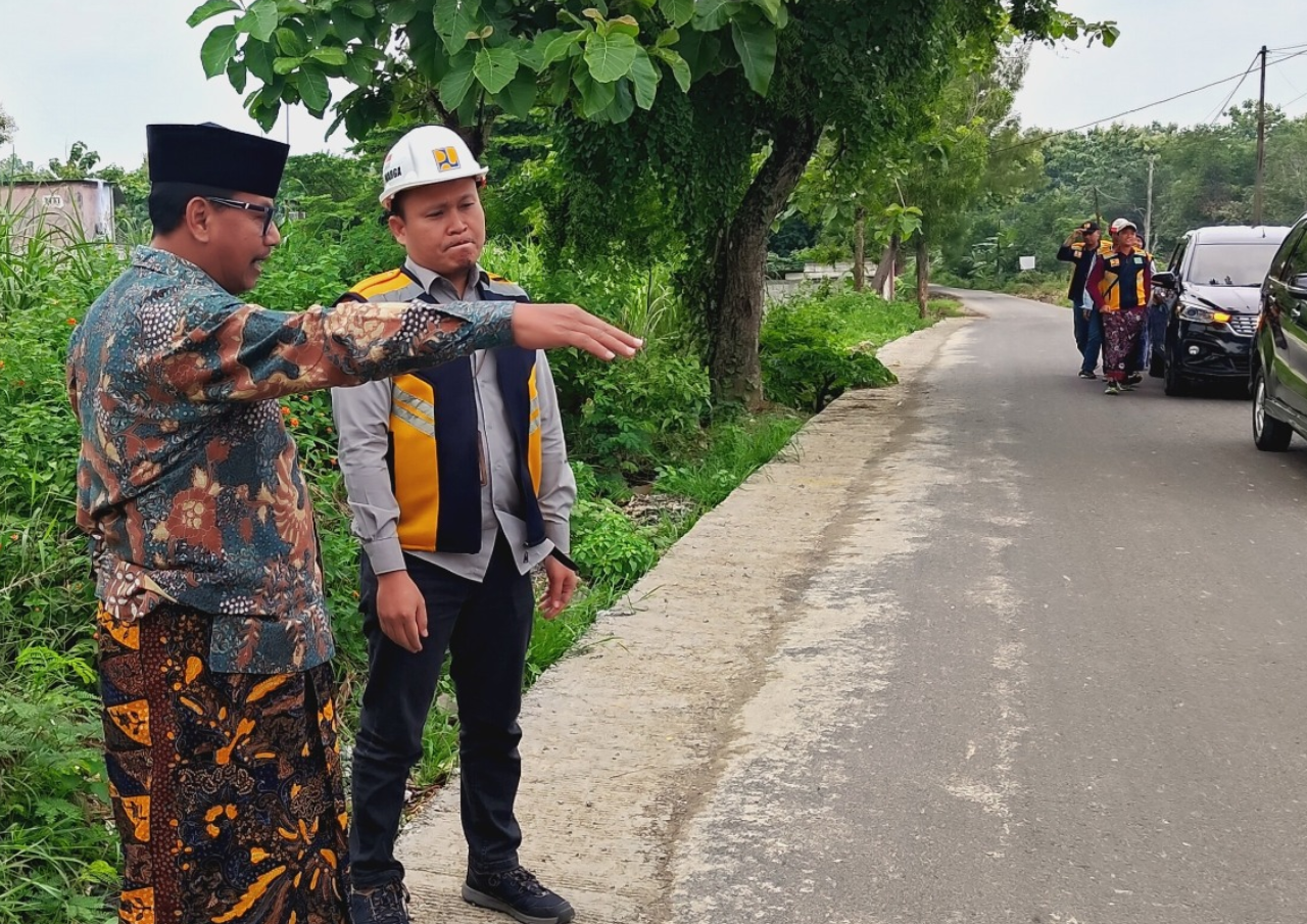 Progres pengerjaan peningkatan Jalan Landoh-Kerep di Kecamatan Sulang, serta Jalan Sendangagung–Segoromulyo di Kecamatan Pamotan,