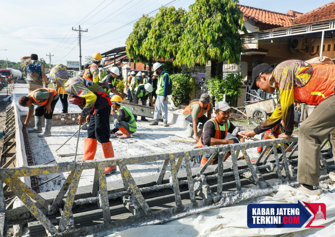 Hingga Akhir Tahun 2025, 94 Persen Jalan Provinsi Jateng dalam Kondisi Mantap