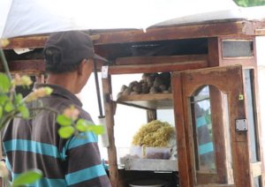 Pemprov Dorong Sertifikasi Halal bagi Pedagang Bakso di Jateng