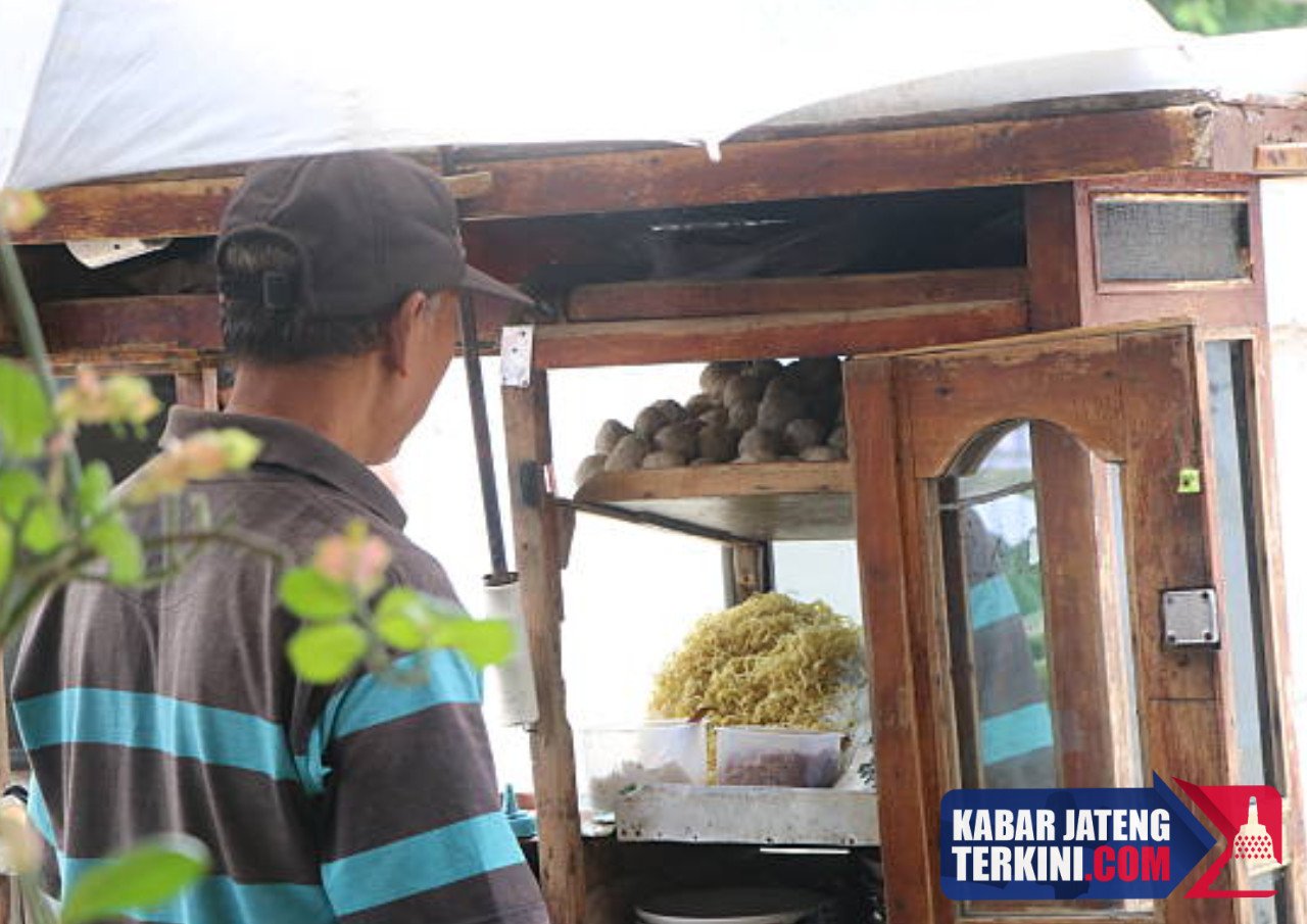 Pemprov Dorong Sertifikasi Halal bagi Pedagang Bakso di Jateng
