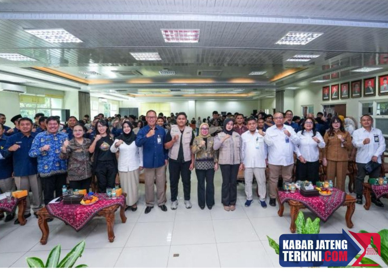 agenda Gerakan Literasi Perkoperasian bertajuk ‘Arah Baru Generasi Muda Peduli Koperasi’ di Kampus Universitas Negeri Semarang (Unnes) Senin (18/5/2026).