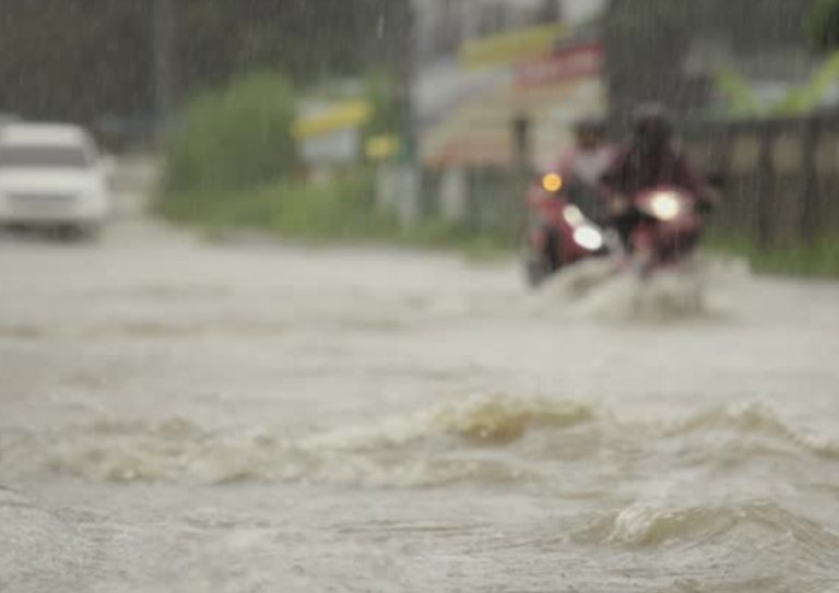 Tanggul Pantai Jebol, Banjir Rob di Desa Tunggulsari Pati Semakin Parah