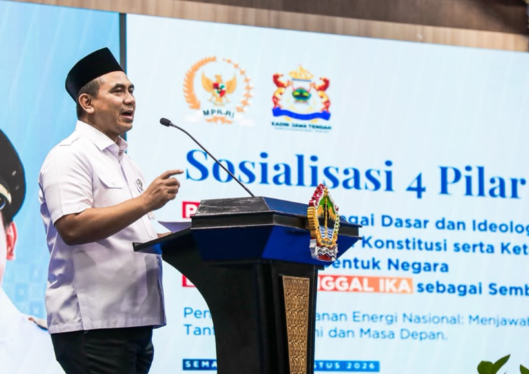 Wakil Gubernur Jawa Tengah Taj Yasin Maimoen