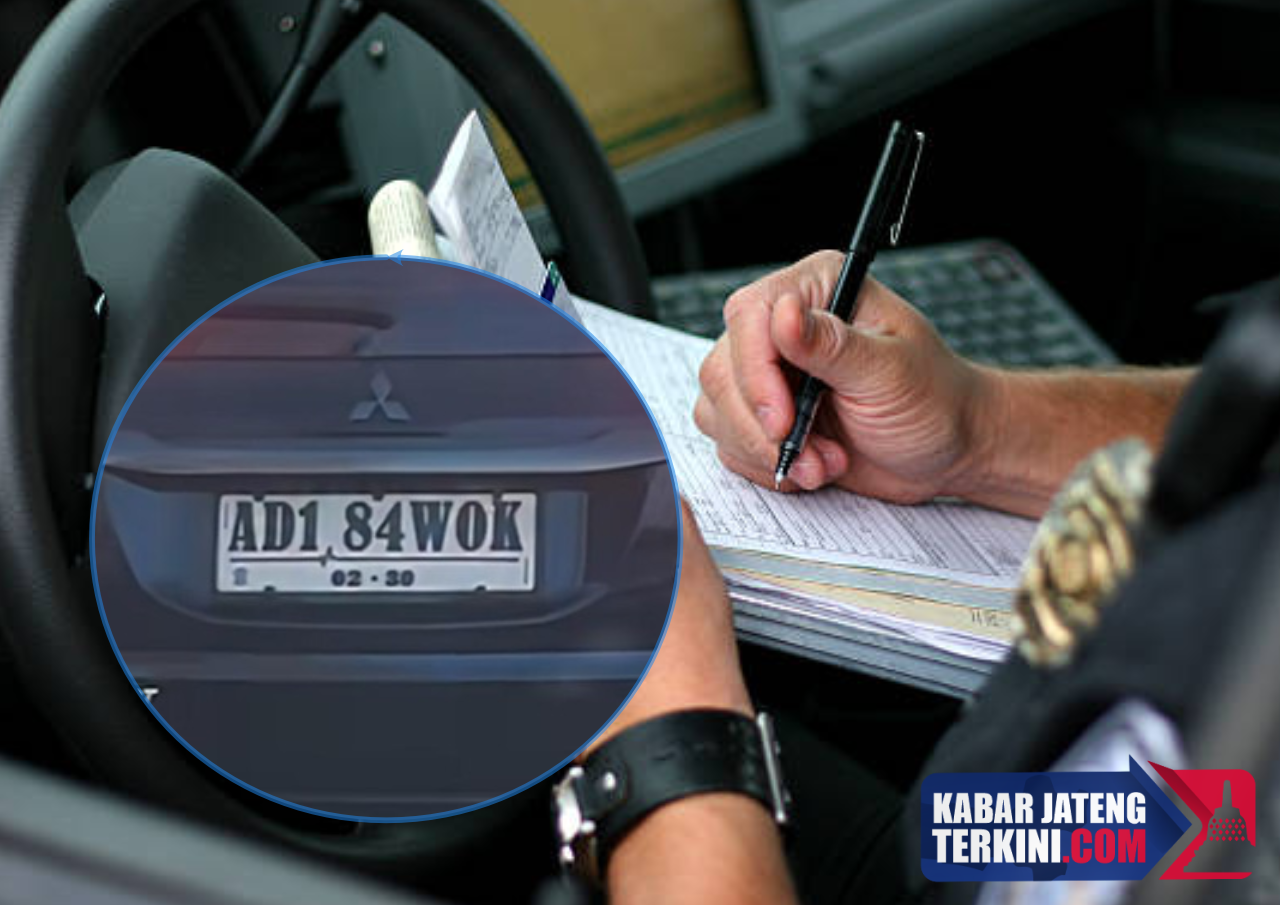 Pelat Mobil di Sragen Dianggap 'Jorok' dan Tak Sesuai Standar, Pengemudi Kena Tilang