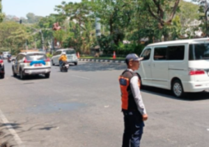 PKL di Jalan Pahlawan Semarang Keluhkan Pungutan Parkir pada Pembeli, Dishub Buka Suara