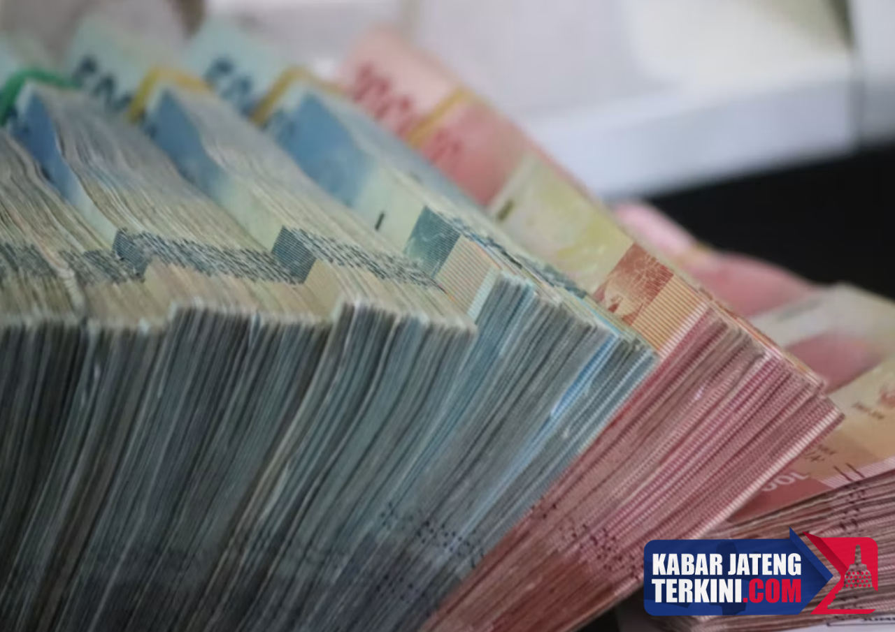 Oknum HRD Terlibat Pungli Rekrutmen, Massa AMPB Geruduk Pabrik PT Misaja Mitra