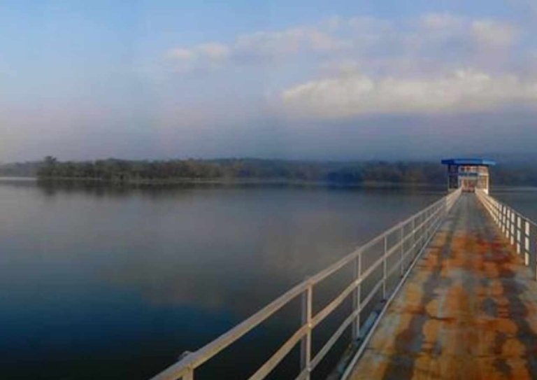 Debit Air Waduk Seloromo Menyusut Signifikan, Operator Setop Irigasi ke Sawah
